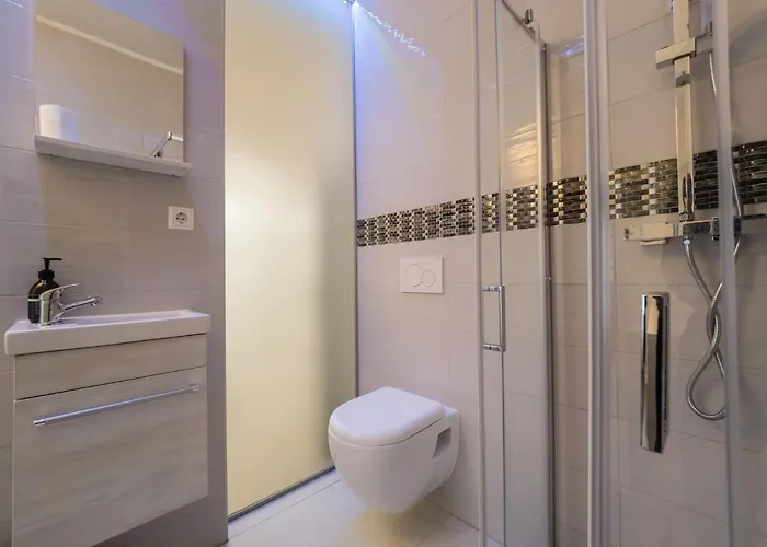 Executive Single With En-suite In Centre Vendégház